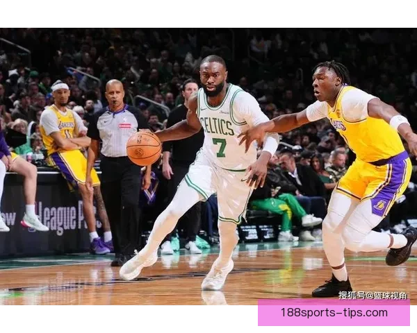 塔图姆复出三节豪取23分11板9助力球队保持11胜2负